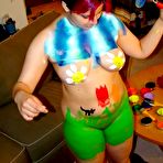 Second pic of Chubby Loving - Fat Girl Doing Herself Body Art
