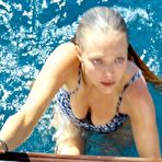 Fourth pic of Amanda Seyfried absolutely naked at TheFreeCelebMovieArchive.com!