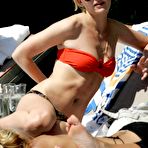 Second pic of Kirsten Dunst Papaprazzi Oops And Bikini Shots