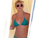 Fourth pic of Britney Spears in blue bikini on the beach in Hawaii