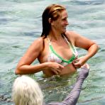 First pic of  Julia Roberts fully naked at TheFreeCelebrityMovieArchive.com! 