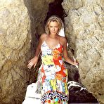 First pic of Kristanna Loken