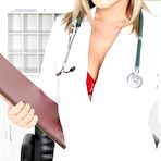 First pic of Bree Olson hot doctor examines a huge cock (Brazzers - 18 Pictures)
