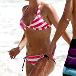 Third pic of Britney Spears caught in bikini on the beach in Maui