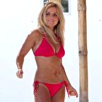 First pic of Geri Halliwell shows cleavage in various bikinies in Florida