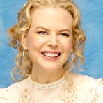 First pic of Nicole Kidman