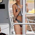 First pic of RealTeenCelebs.com - Rihanna nude photos and videos