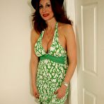 First pic of  Leggy stocking girls in full fashioned stockings