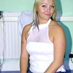 Fourth pic of Chubby Loving - Blonde Teen Plumper Doing A Vibrator
