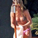 Third pic of  Jennifer Aniston fully naked at TheFreeCelebMovieArchive.com! 