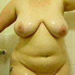 Second pic of Bathroom girlfriends