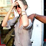 First pic of  Gisele Bundchen fully naked at TheFreeCelebMovieArchive.com! 