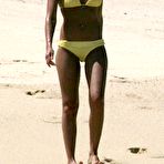 Fourth pic of Jessica Alba Paparazzi Bikini Pictures Gallery @ Free Celebrity Movie Archive