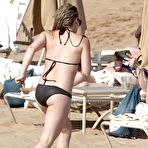 Fourth pic of :: Largest Nude Celebrities Archive. Hilary Duff fully naked! ::