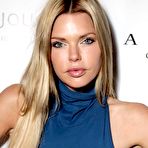 Third pic of  Sophie Monk fully naked at Largest Celebrities Archive! 