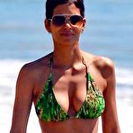 First pic of  Halle Berry fully naked at Largest Celebrities Archive! 