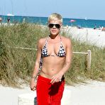 First pic of :: Pink exposed photos :: Celebrity nude pictures and movies.