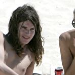 First pic of  Sienna Miller fully naked at TheFreeCelebrityMovieArchive.com! 