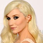 Second pic of Kesha fully naked at Largest Celebrities Archive!