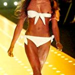 Fourth pic of ::: FREE CELEBRITY MOVIE ARCHIVE ::: @ Naomi Campbell