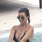 First pic of Kourtney Kardashian fully naked at Largest Celebrities Archive!