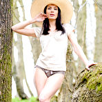 First pic of Kyla Fox getting naked between the trees