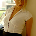 First pic of FoxHQ - Hayley Marie The Secretary