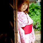 First pic of Asian slut takes off her kimono showing twat @ Idols69.com... Always more then you expect! 