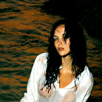 Third pic of JENYA D  BY PASHA - THAILAND - ORIG. PHOTOS AT 3800 PIXELS - © 2006 MET-ART.COM