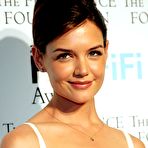 First pic of Katie Holmes