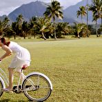 Third pic of Jennifer Garner