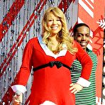 First pic of Mariah Carey performs at Disney Parks Christmas Day Parade