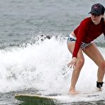 Second pic of Avril Lavigne surfing paparazzi shots