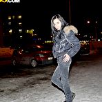 First pic of Girls shows tits and fucks in a gym - PickupFuck.com 