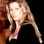 First pic of Gisele Bundchen runway shots from Colcci fashion show