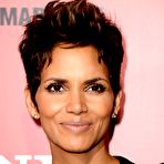 Third pic of Halle Berry posing at The Call premiere