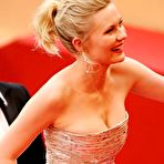 Third pic of Kirsten Dunst winners photocall in Cannes 2011