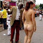 First pic of В людном месте >> порно фото на ШпилиВили