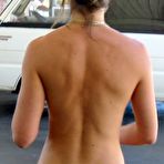 Fourth pic of Заправлясь голой >> порно фото на ШпилиВили