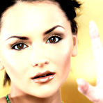 Second pic of Rachel Leigh Cook
