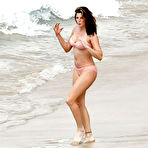 Second pic of Stephanie Seymour caught ion bikini on th beach St. Barts