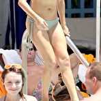 Second pic of LeAnn Rimes sexy in bikini in Miami