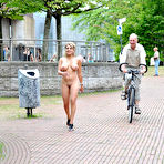 First pic of Nude in Public - Public Nudity - Naked In Public - Outdoor - Exhibtionism - Flashing - NIP-Activity.com