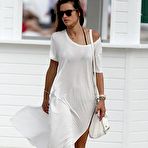 Fourth pic of Alessandra Ambrosio in bikini on a beach