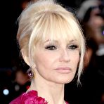 First pic of Ellen Barkin posing for paparazzi at Cannes redcarpet