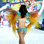 First pic of Hilary Rhoda in lingeries at FS fashion show