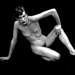 Third pic of  Milla Jovovich - nude and naked celebrity pictures and videos free!