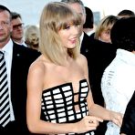 Third pic of Taylor Swift leggy at Deutscher Radiopreis 2014