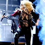 Second pic of Shakira performs at Latin Grammy Awards in Las Vegas