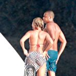 Second pic of Beyonce Knowles celebrates her 32nd birthday on a yacht
